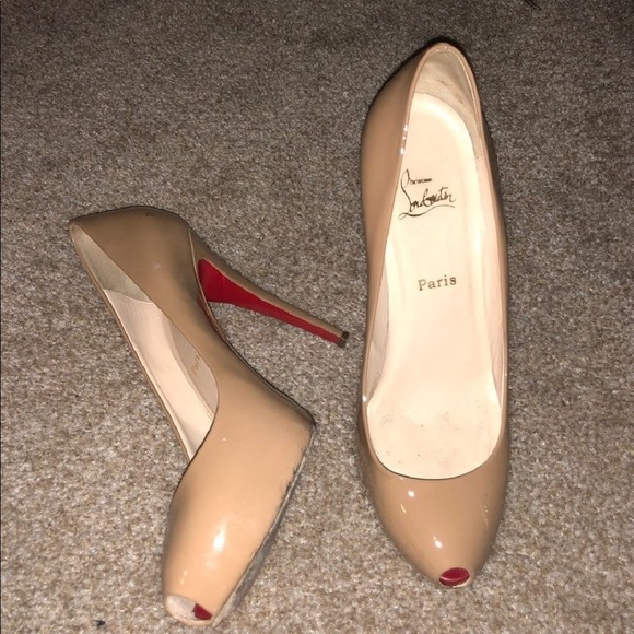 Christian Louboutin Shoes - Christian Louboutin Nude Pumps